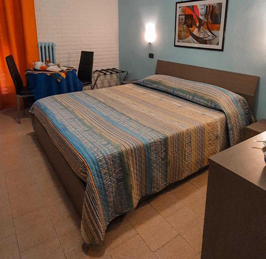 Hotel mediterraneo Giovinazzo Eksteriør bilde
