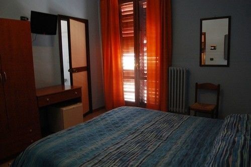Hotel mediterraneo Giovinazzo Eksteriør bilde